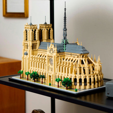 Lego-Architektur Notre-Dame von Paris – 21061