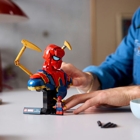 Lego Superhelden 76326 Iron Spider-Man-Büste