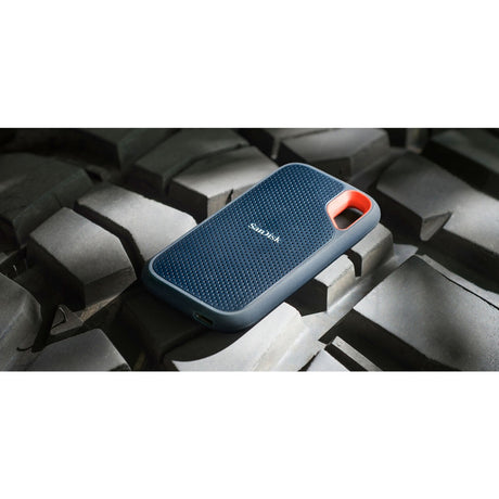Sandisk Extreme Portable v2, 2 TB externe SSD (schwarz orange, SDSSDE61-2t00-G25, USB-C)