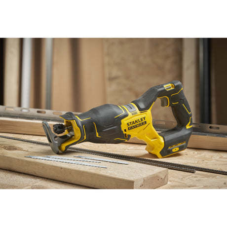 Stanley Fatmax V20 18 V bürstenlose Säbelsäge (schwarz gelb, Akku und Ladegerät nicht im Lieferumfang enthalten)