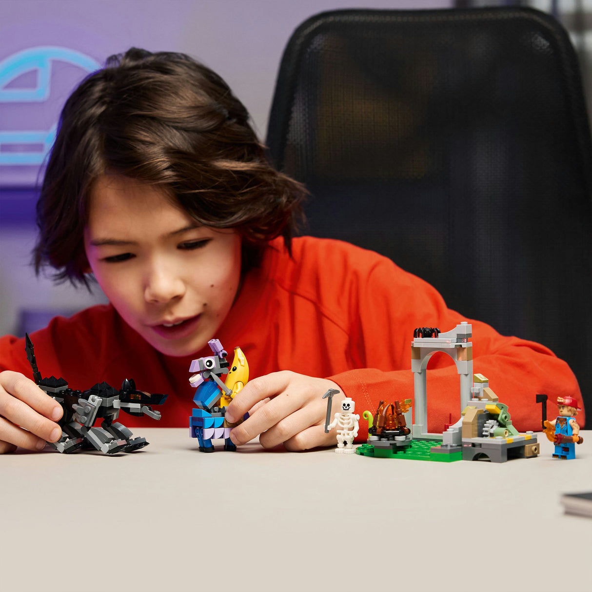 Lego Fortnite 77075 Peely und Zündkerzenlager