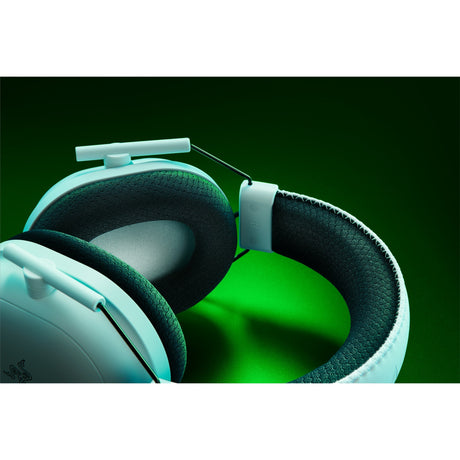 Razer Blackshark V2 Pro für Xbox Over-Ear-Gaming-Headset (Weiß, PC, Xbox Series X|S, Xbox One, PS4)
