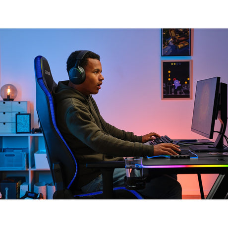 Trust GXT 709 Luminus RGB Gaming-Schreibtisch Gaming-Schreibtisch (Schwarz)