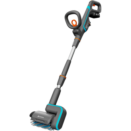 Gardena Akku-Multireiniger Aquabrush Patio 18 V P4A – gebrauchsfertiges Set