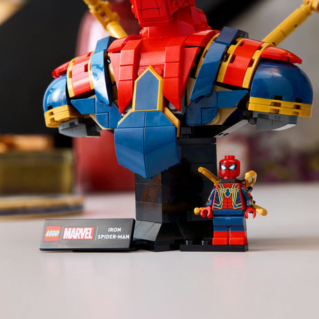Lego Superhelden 76326 Iron Spider-Man-Büste