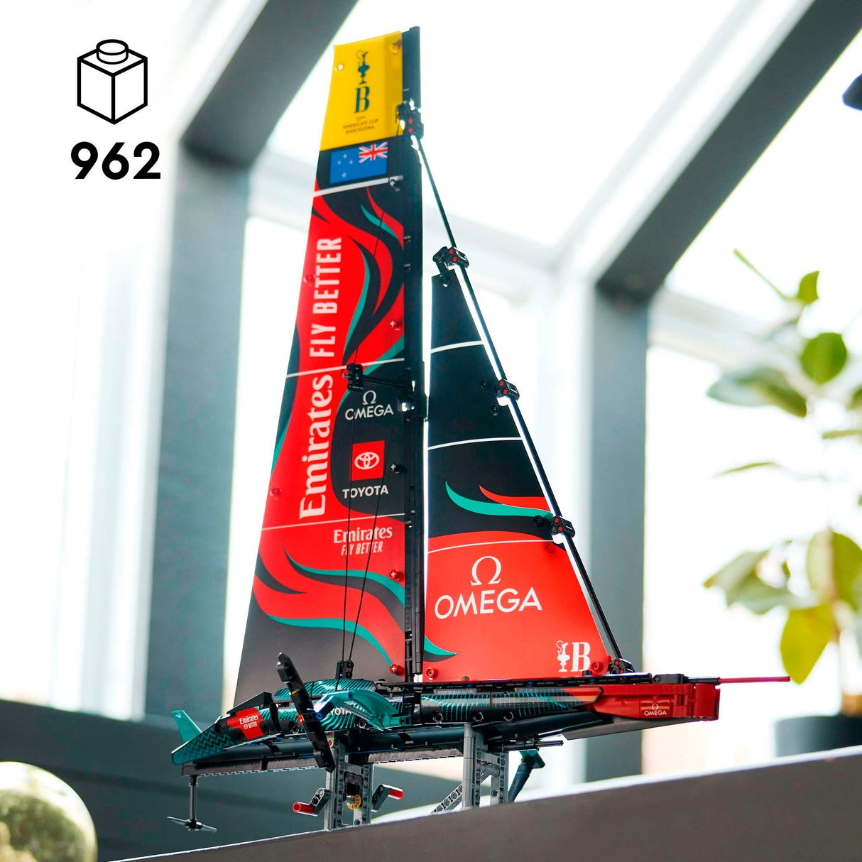 Lego Technic 42174 Emirates Team New Zealand AC75 Yacht