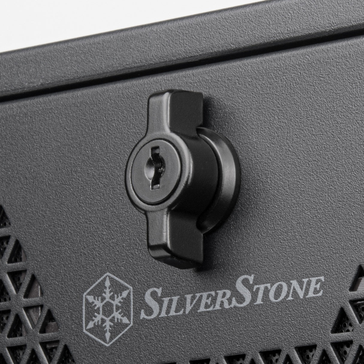 Silverstone Silverstone RM44