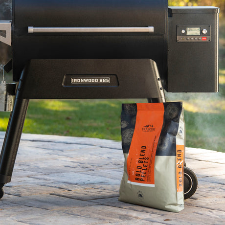 Traeger Bold Blended Pellets – Brennstoff in limitierter Auflage (8 kg)
