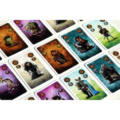White Goblin Games Claim-Kartenspiel (Niederländisch, 2 Spieler, 25 Minuten, ab 10 Jahren)