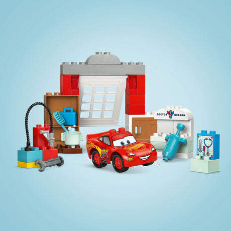Lego Duplo Disney und Pixar Cars McQueens Besuch in Docs Garage – 10456