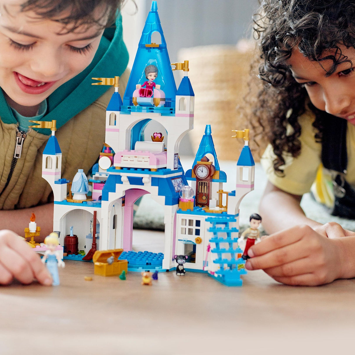 Lego Lego Prinzessin 43206 Das Schloss von Aschenputtel und der Prinz