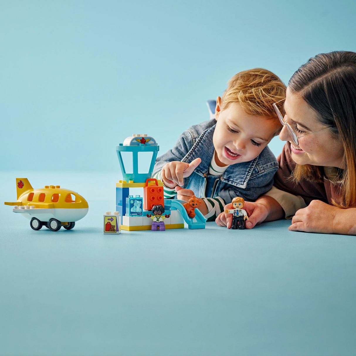 Lego Duplo 10443 zum ersten Mal am Flughafen