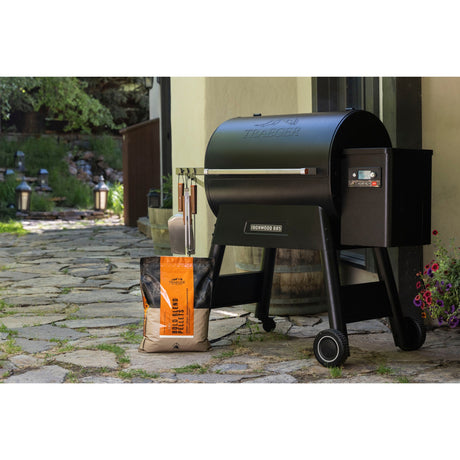 Traeger Bold Blended Pellets – Brennstoff in limitierter Auflage (8 kg)