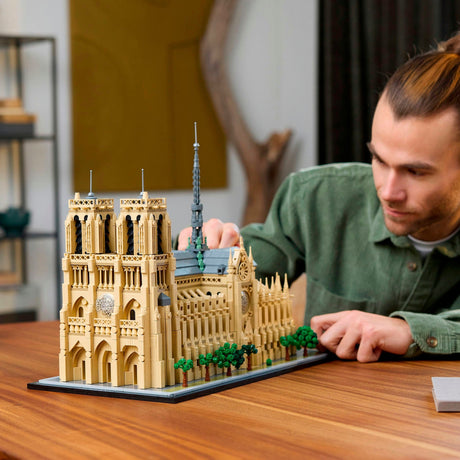 Lego-Architektur Notre-Dame von Paris – 21061