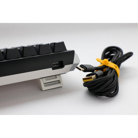 Ducky One 3 Classic SF RGB mechanische Tastatur (Schwarz, US-Layout (QWERTY), Cherry MX Brown, 65 %, RGB-LEDs, Double-Shot PBT, Hot-Swap-fähig, Quack-Mechanik)