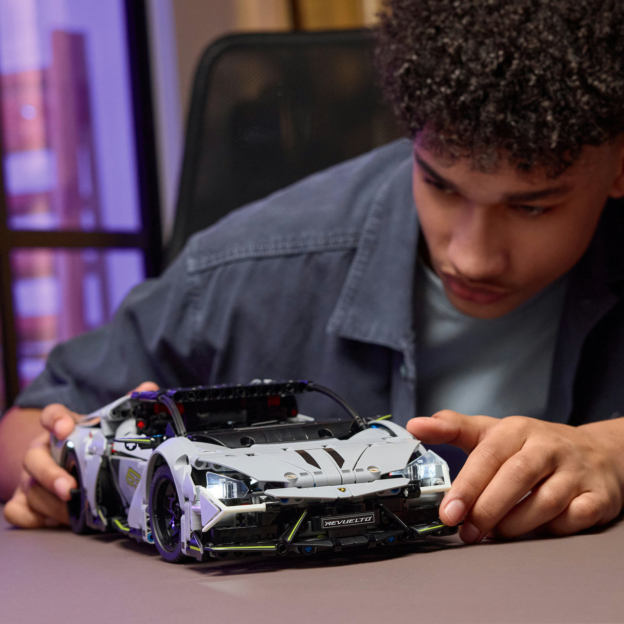 Lego Technic 42214 Lamborghini Revuelto Supersportwagen