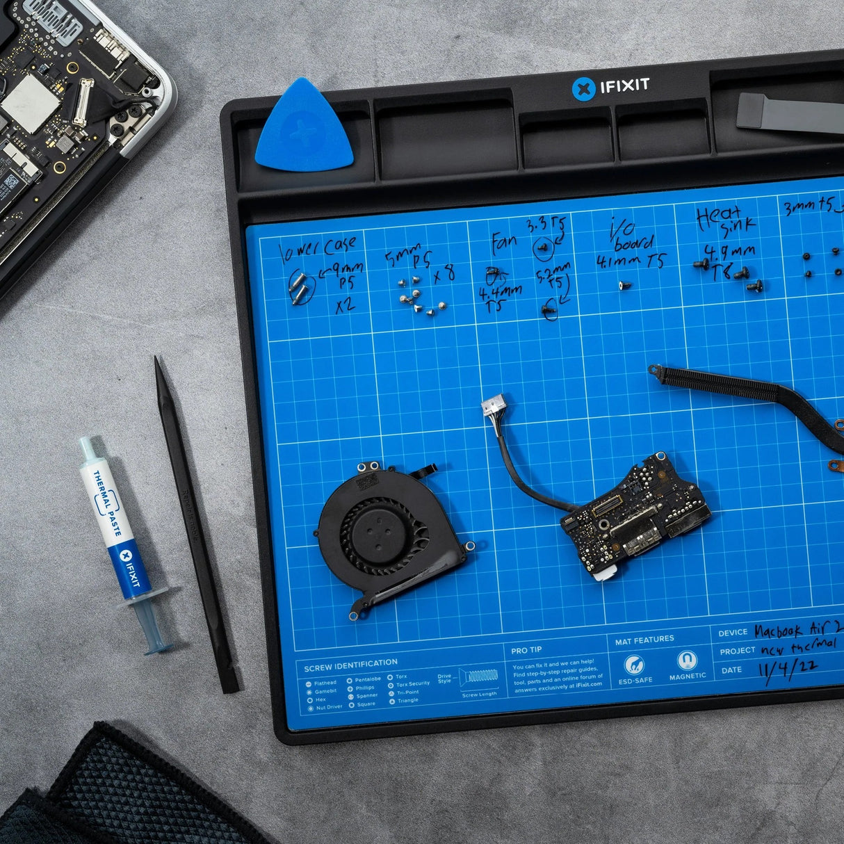 Ifixit Fixmat Schutzmatte (blau schwarz)
