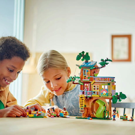 Lego Friends Baumhaus für die Freunde – 42652