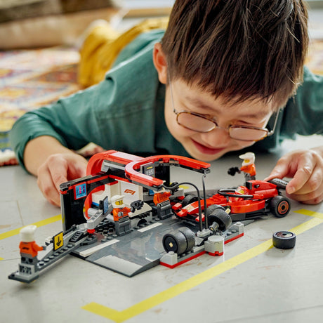 Lego City F1 Boxenstopp und Boxencrew mit Ferrari-Auto – 60443