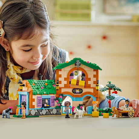 Lego Friends – Ponybauernhof und Stallbauspielzeug (42654)