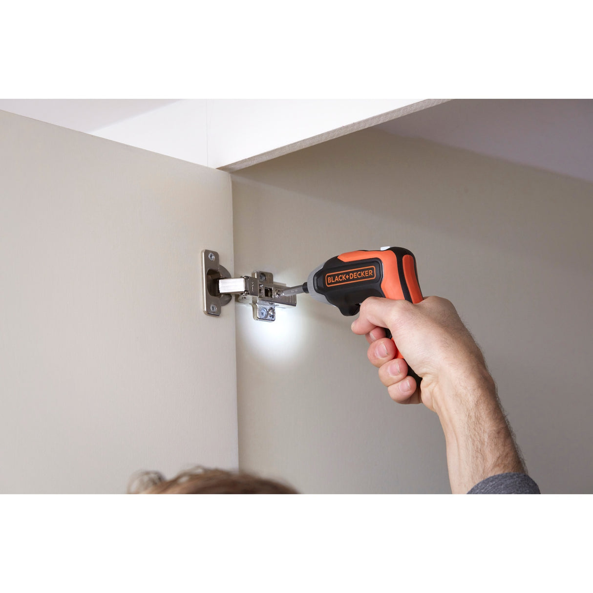 Black+Decker 3,6-V-Lithium-Ionen-Schnellschrauber-Akkuschrauber (Orange Schwarz)