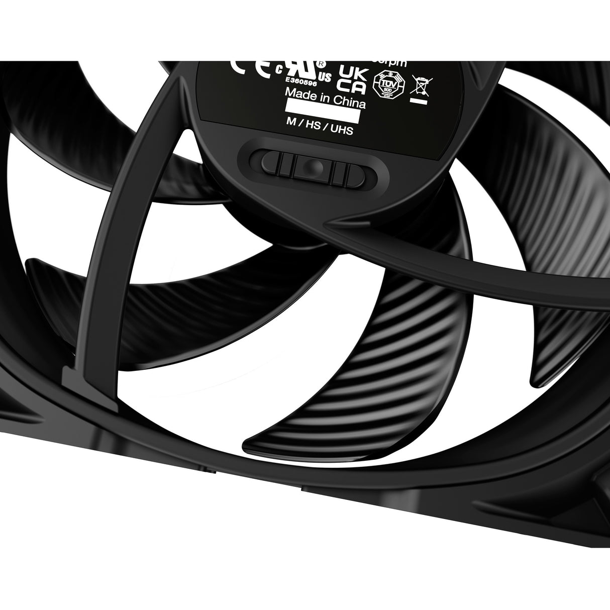 Ruhig sein! Silent Wings Pro 4 PWM-Gehäuselüfter (schwarz, 140 x 140 x 25 mm)