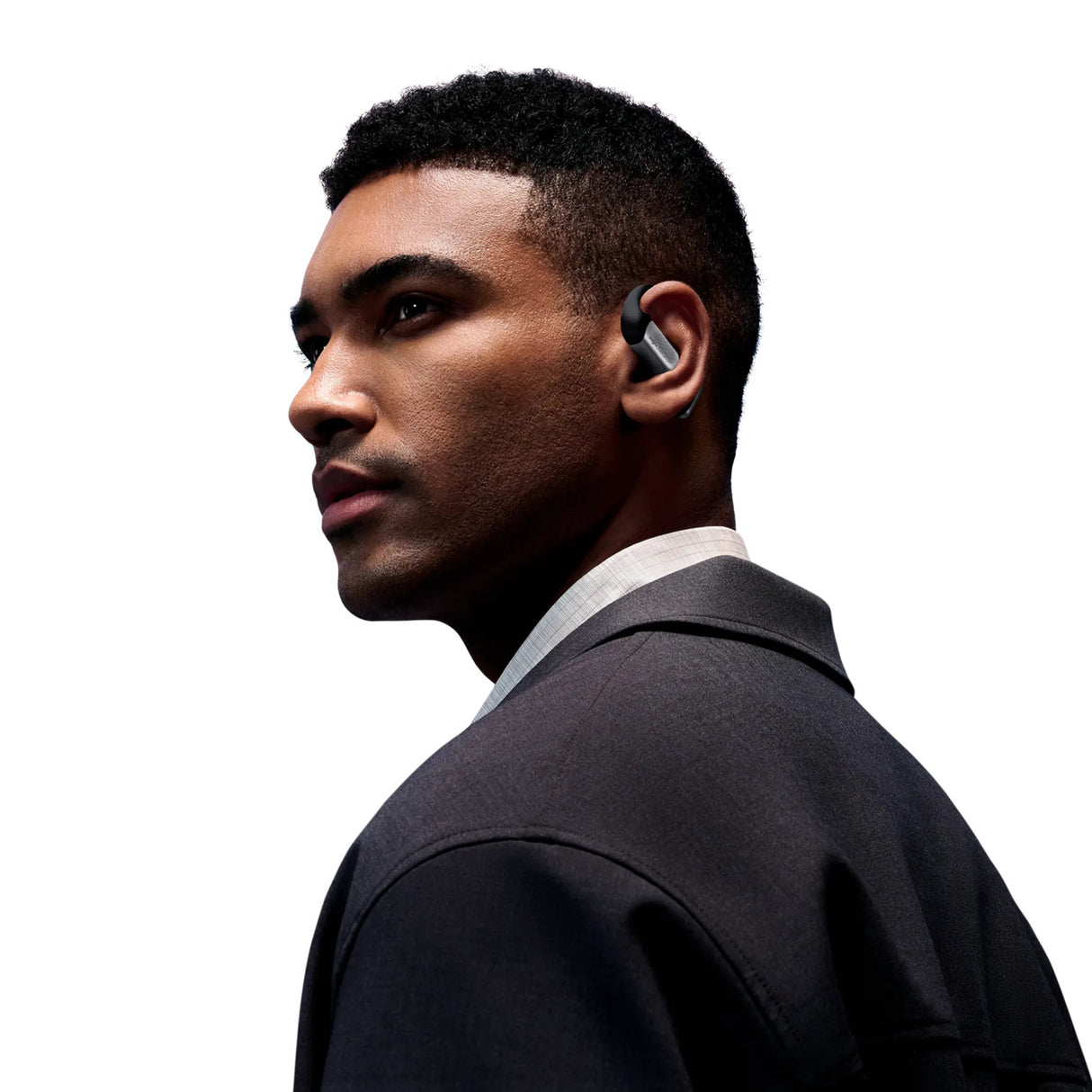 Shokz Openfit Pro und Open-Ear-TWS-Kopfhörer (schwarz)