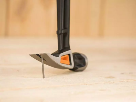 Fiskars Isocore – Zimmermannshammer – L – stoßdämpfend – magnetischer Nagelhalter