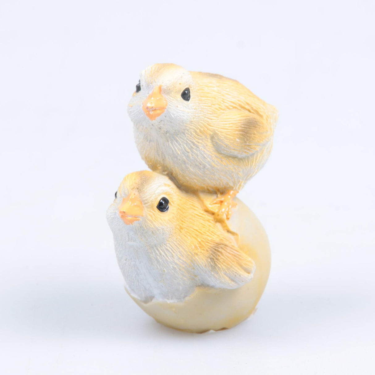 Farmwood animals tuinbeeld kuikentjes op elkaar 8cm hangend aan touwtje