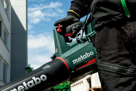 Metabo lb 18 ltx bl | Akku-Laubbläser 18 V im Karton (2x 5,2-Ah-Akku + Ladegerät) – 601607650