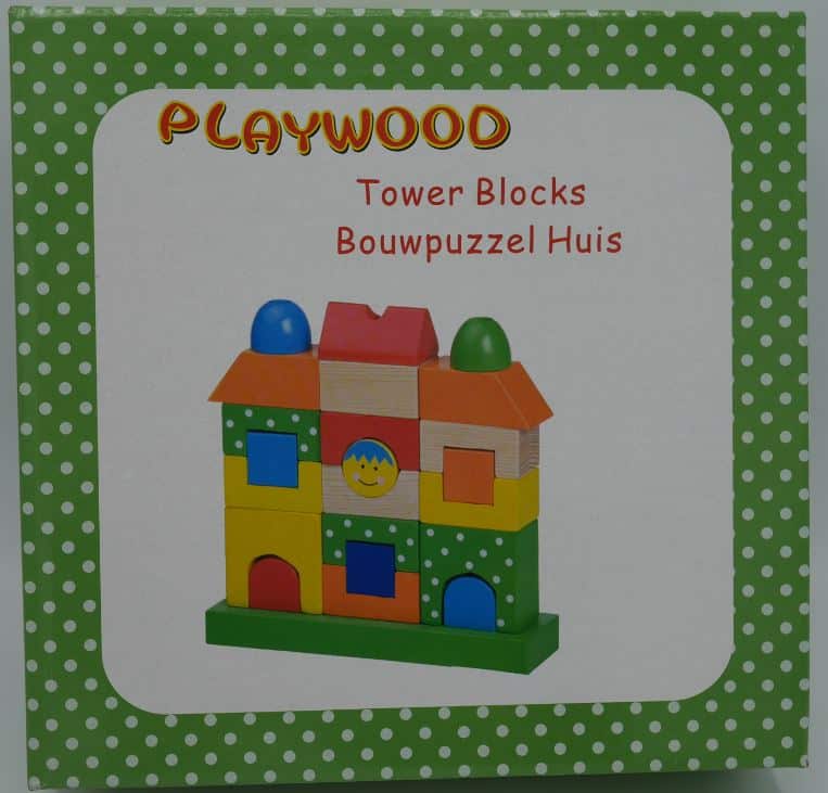 Playwood Holzblockhaus in wunderschönen Farben