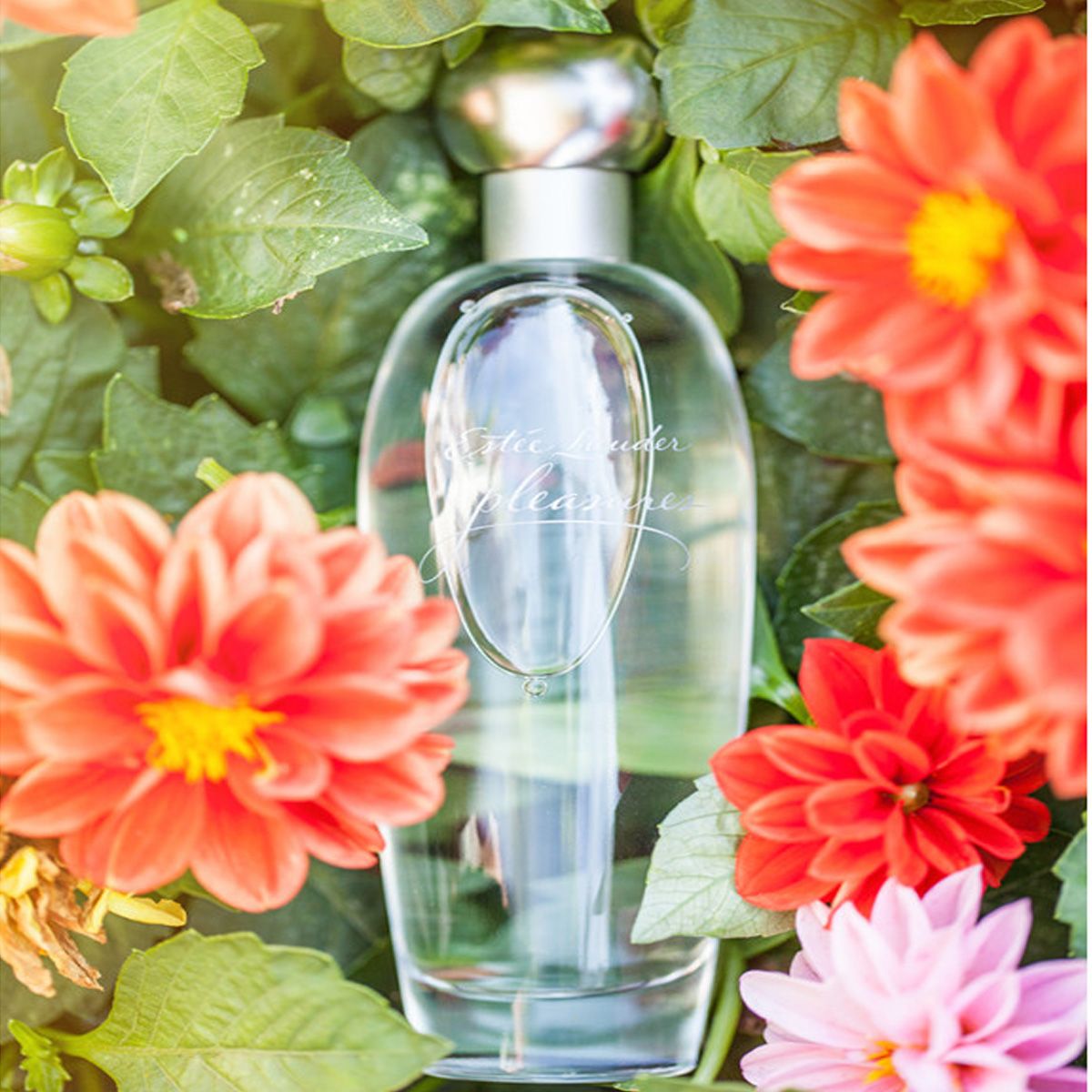 Estee Lauder Eau de Parfum Spray Vergnügen Frau 50 ml Damen