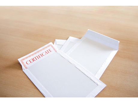 Rathaus-Umschläge, 229 x 324 mm, C4, Kartonrückseite, weißes Kraftpapier, 120 g, Packung mit 10 Stück.