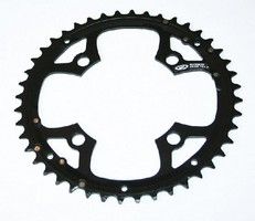 Shimano Chain Top 44T | Deore | 3x9 | 104mm | Svart